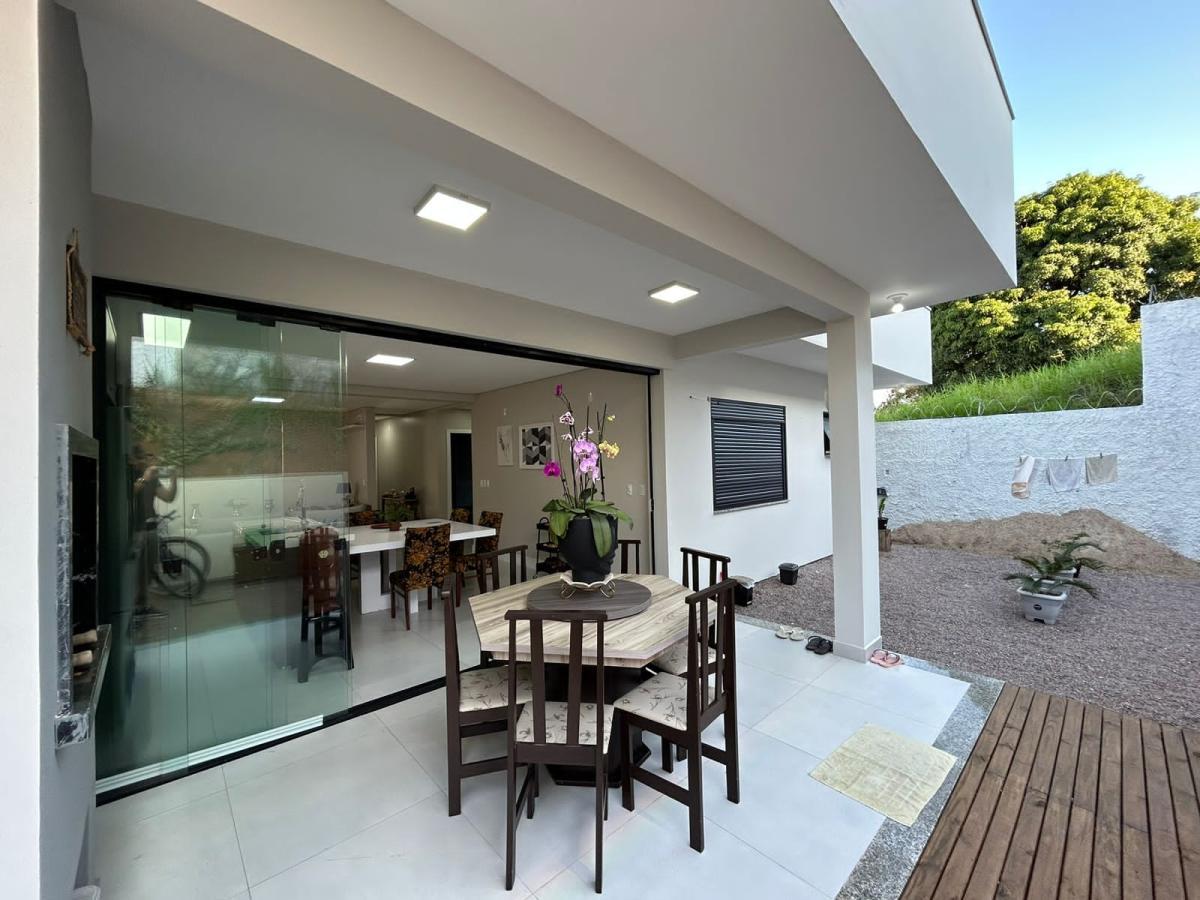 Casa, 3 quartos, 160 m² - Foto 1