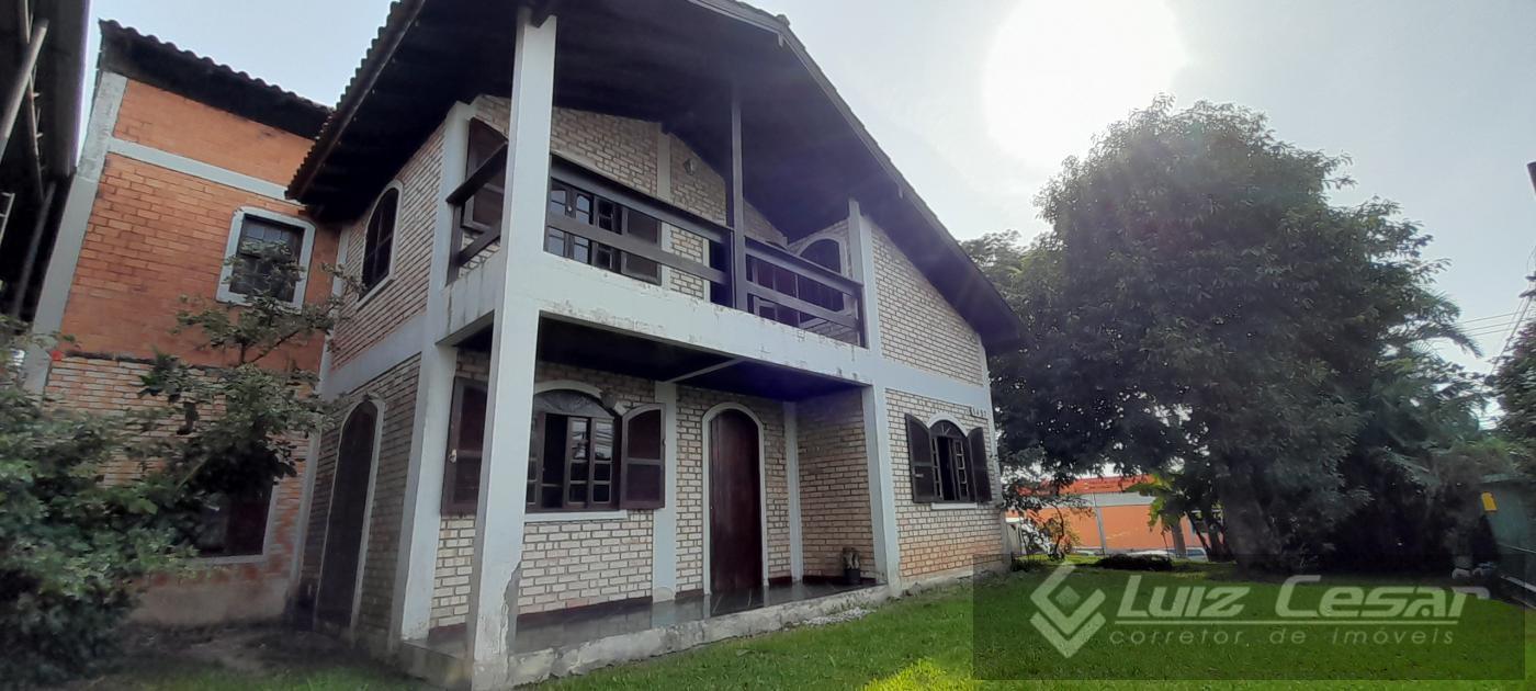Casa, 3 quartos, 289 m² - Foto 1