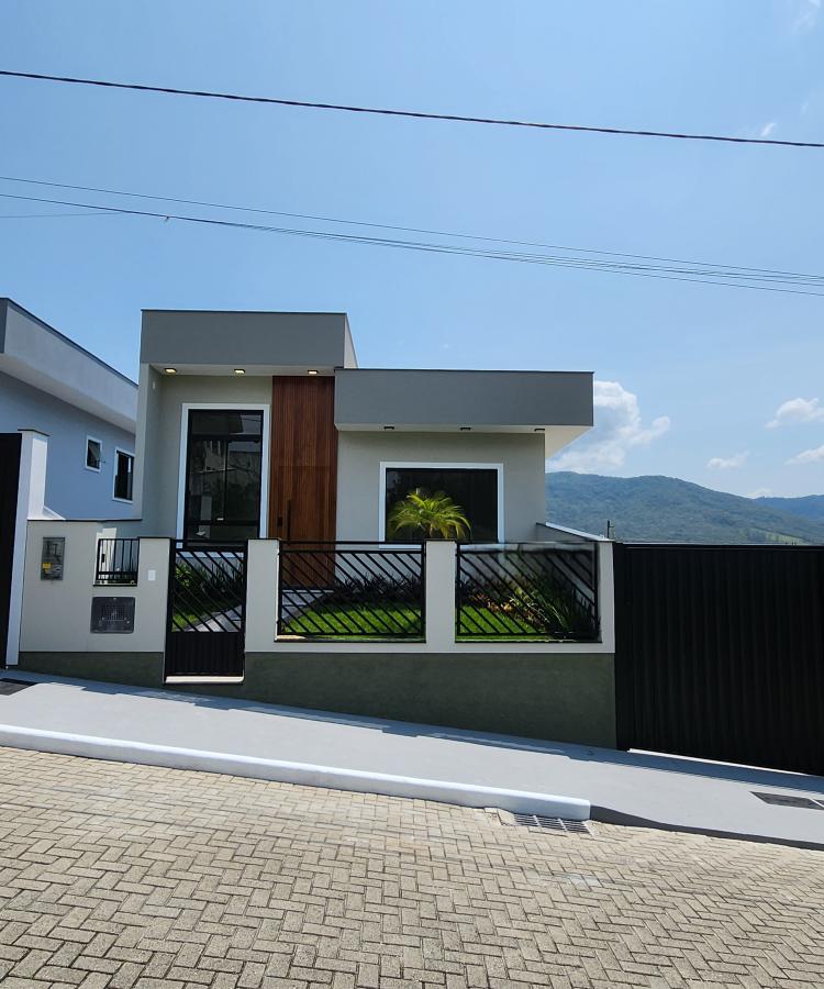 Casa, 4 quartos, 176 m² - Foto 1