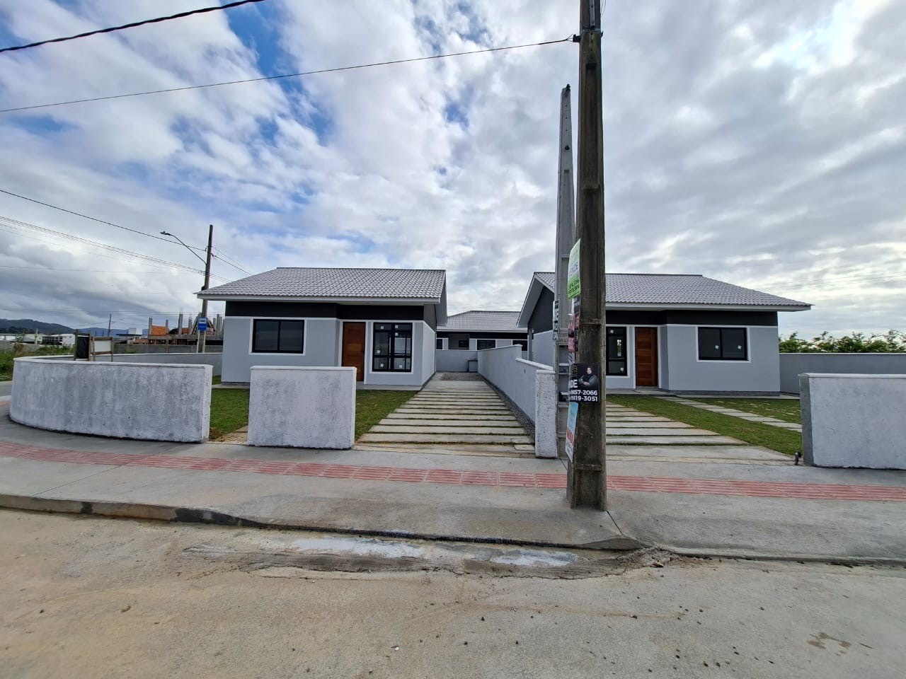 Casa, 2 quartos, 66 m² - Foto 1