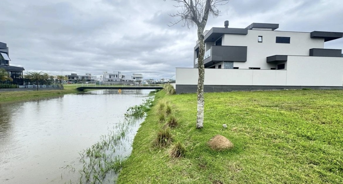 Terreno, 300 m² - Foto 4
