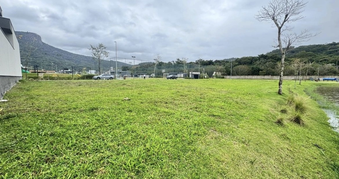 Terreno, 300 m² - Foto 1