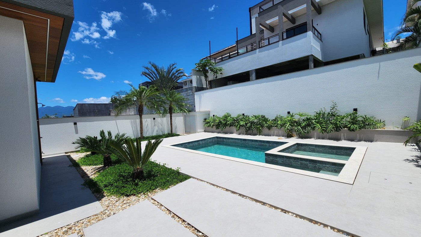 Casa, 3 quartos, 240 m² - Foto 3