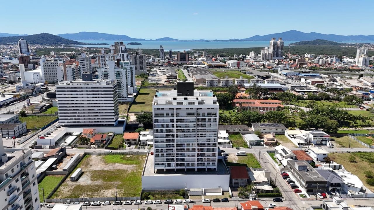 Apartamento, 3 quartos, 108 m² - Foto 2