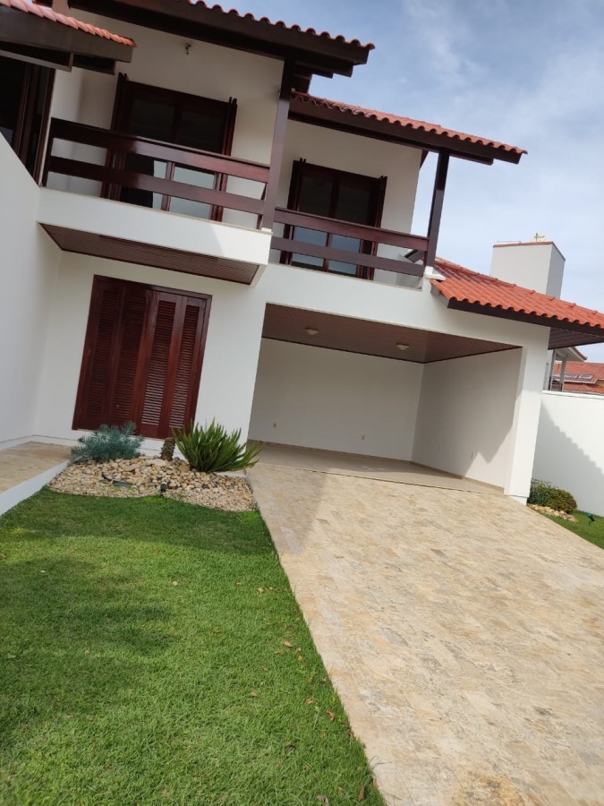 Casa, 4 quartos, 249 m² - Foto 2