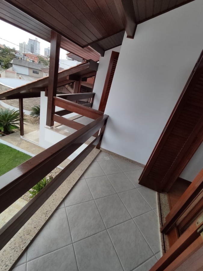 Casa, 4 quartos, 249 m² - Foto 17