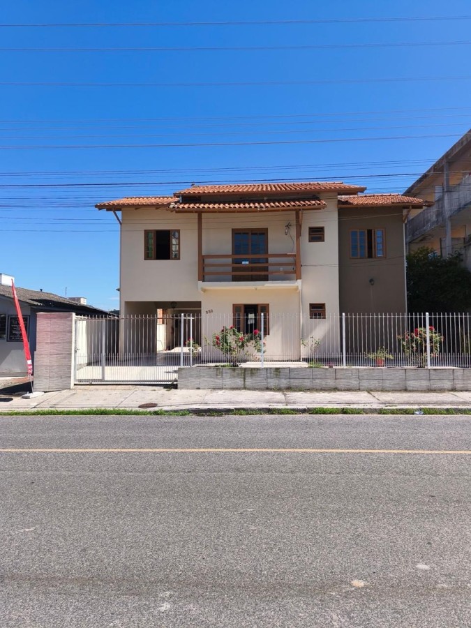 Casa, 5 quartos, 205 m² - Foto 5