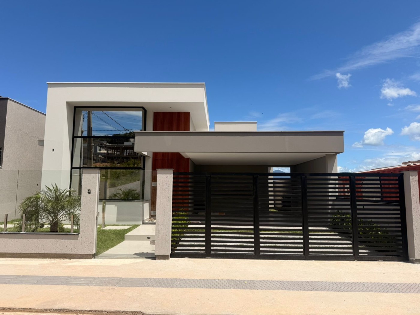 Casa, 3 quartos, 153 m² - Foto 1