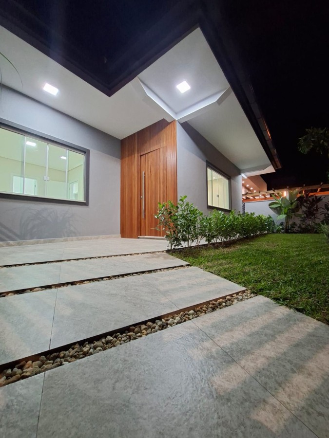 Casa, 3 quartos, 230 m² - Foto 1