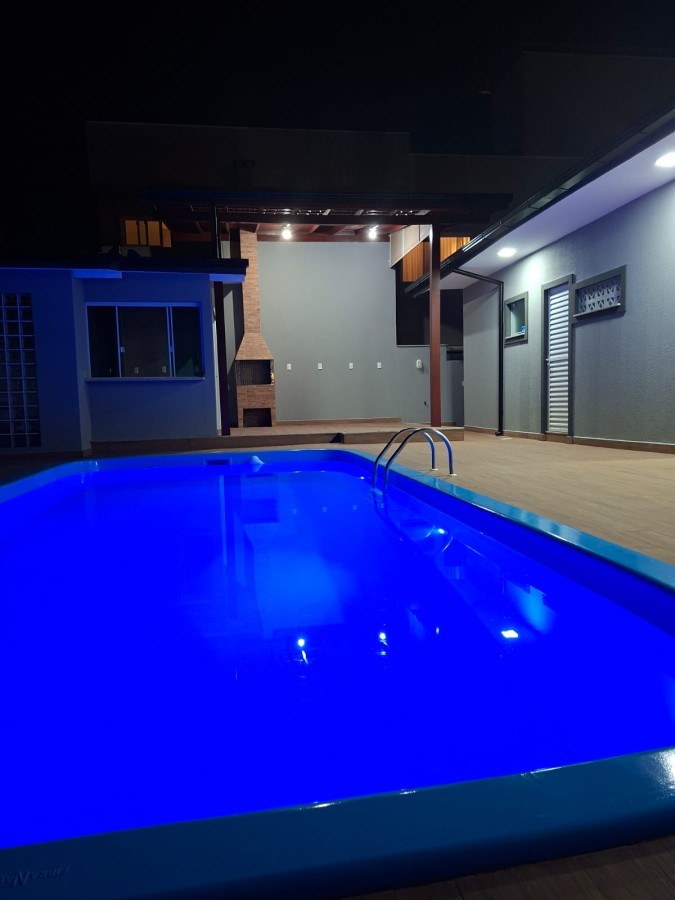 Casa, 3 quartos, 230 m² - Foto 2